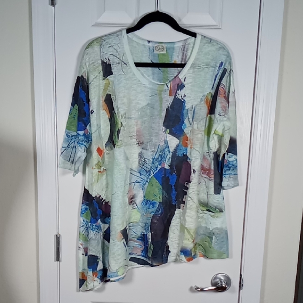Et Lois Abstract Watercolor Print Women's Asymmetrical Top Size Medium NWOT